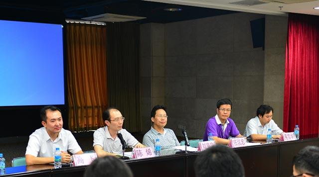 刘泉宝副主任在讲话中首先肯定了科技中介服务机构在为我市科技成果